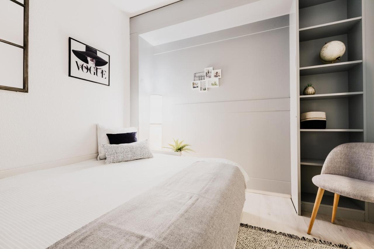 Luganersee, Pool, Strand, Parkplatz, Suite 204 Bissone Ngoại thất bức ảnh